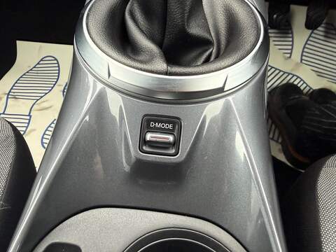 Nissan Juke 1.0 DIG-T N-Connecta Euro 6 (s/s) 5dr - U80057