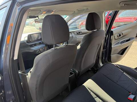 Hyundai BAYON 1.0 T-GDi MHEV SE Connect DCT Euro 6 (s/s) 5dr - U80079