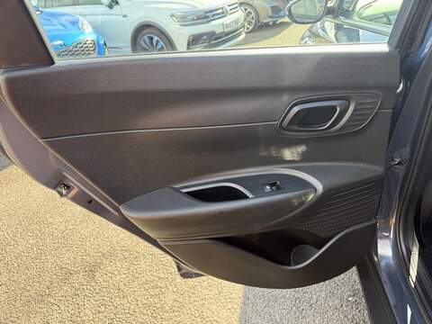 Hyundai BAYON 1.0 T-GDi MHEV SE Connect DCT Euro 6 (s/s) 5dr - U80079