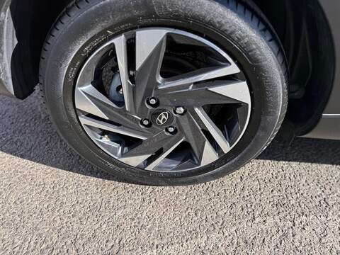 Hyundai BAYON 1.0 T-GDi MHEV SE Connect DCT Euro 6 (s/s) 5dr - U80079