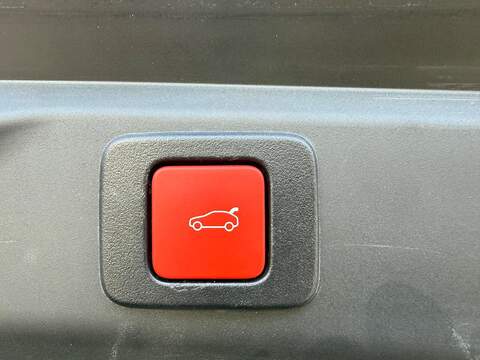 Peugeot 3008 1.2 HYBRID GT e-DSC6 Euro 6 (s/s) 5dr - U80082