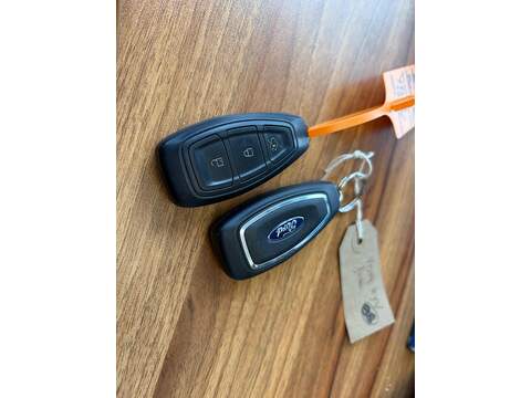 Ford Fiesta 1.0T EcoBoost ST-Line Auto Euro 6 (s/s) 5dr Hatchback 1.0 Automatic Petrol - U80087