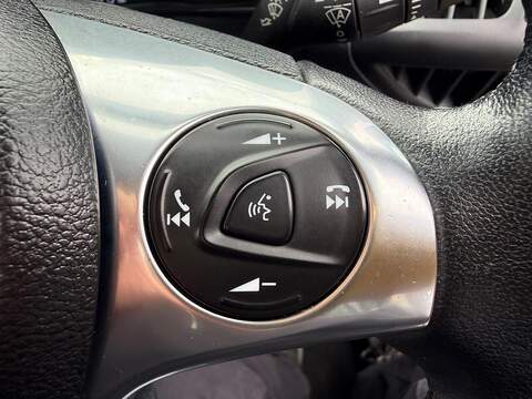 Ford Grand Tourneo Connect 1.5 EcoBlue Titanium Auto Euro 6 (s/s) 5dr - U80091
