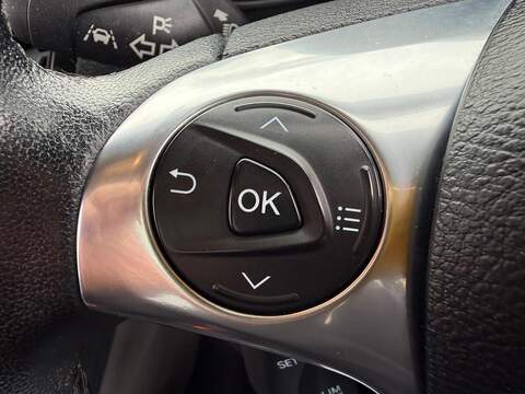 Ford Grand Tourneo Connect 1.5 EcoBlue Titanium Auto Euro 6 (s/s) 5dr - U80091