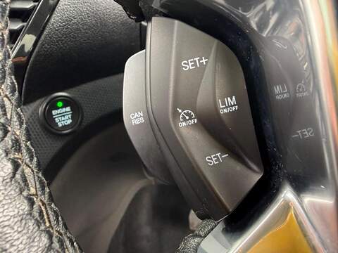 Ford Grand Tourneo Connect 1.5 EcoBlue Titanium Auto Euro 6 (s/s) 5dr - U80091