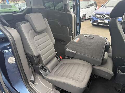 Ford Grand Tourneo Connect 1.5 EcoBlue Titanium Auto Euro 6 (s/s) 5dr - U80091