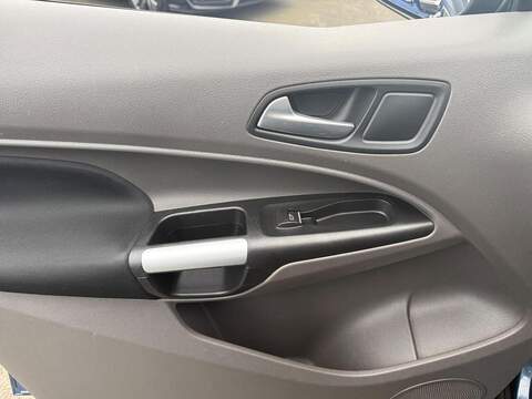 Ford Grand Tourneo Connect 1.5 EcoBlue Titanium Auto Euro 6 (s/s) 5dr - U80091