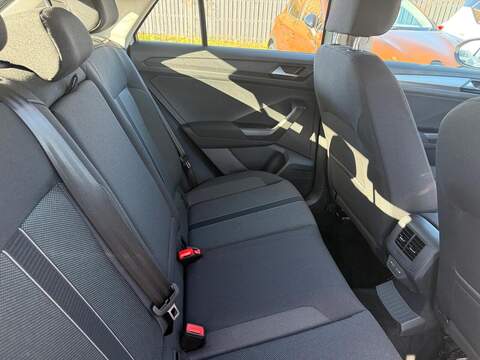 Volkswagen T-Roc 1.0 TSI Life SUV 5dr Petrol Manual Euro 6 (s/s) (115 ps) - U80094