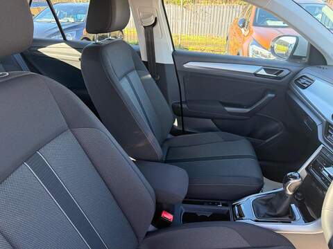 Volkswagen T-Roc 1.0 TSI Life SUV 5dr Petrol Manual Euro 6 (s/s) (115 ps) - U80094
