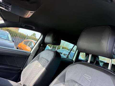 Volkswagen Tiguan 2.0 TDI R-Line DSG 4Motion Euro 6 (s/s) 5dr - U80096