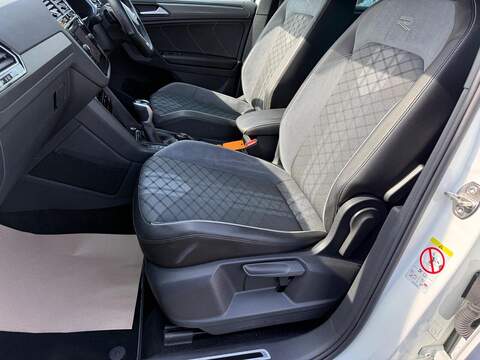 Volkswagen Tiguan 2.0 TDI R-Line DSG 4Motion Euro 6 (s/s) 5dr - U80096