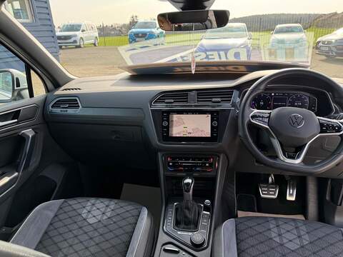Volkswagen Tiguan 2.0 TDI R-Line DSG 4Motion Euro 6 (s/s) 5dr - U80096