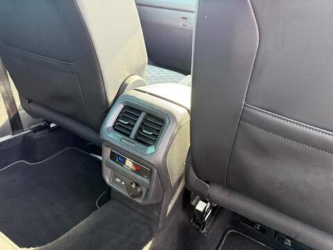 Volkswagen Tiguan 2.0 TDI R-Line DSG 4Motion Euro 6 (s/s) 5dr - U80096