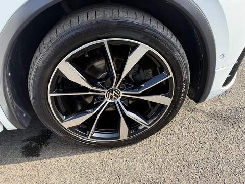 Volkswagen Tiguan 2.0 TDI R-Line DSG 4Motion Euro 6 (s/s) 5dr - U80096