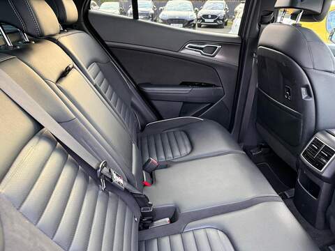 Kia Sportage 1.6 h T-GDi GT-Line S Auto Euro 6 (s/s) 5dr - U80114