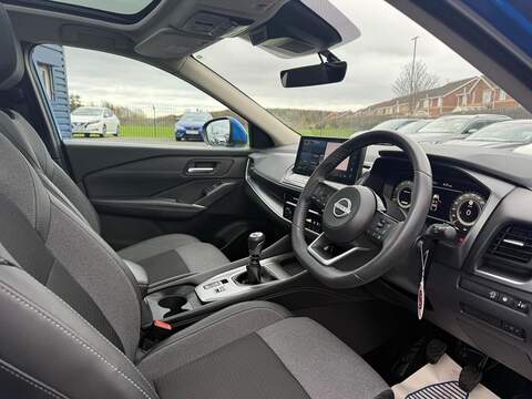 Nissan Qashqai 1.3 DIG-T MHEV N-Connecta Euro 6 (s/s) 5dr - U80116