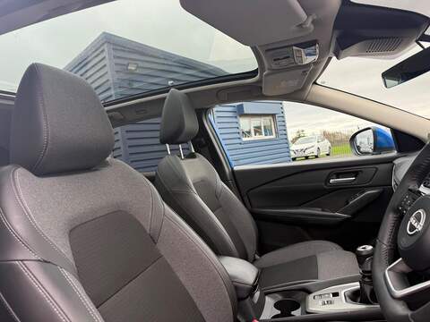 Nissan Qashqai 1.3 DIG-T MHEV N-Connecta Euro 6 (s/s) 5dr - U80116