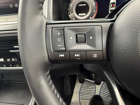 Nissan Qashqai 1.3 DIG-T MHEV N-Connecta Euro 6 (s/s) 5dr - U80116