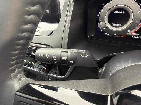 Nissan Qashqai 1.3 DIG-T MHEV N-Connecta Euro 6 (s/s) 5dr - U80116