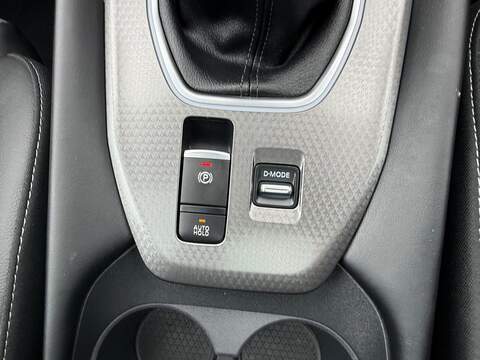 Nissan Qashqai 1.3 DIG-T MHEV N-Connecta Euro 6 (s/s) 5dr - U80116