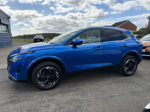 Nissan Qashqai 1.3 DIG-T MHEV N-Connecta Euro 6 (s/s) 5dr - U80116