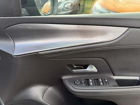 Vauxhall Mokka 1.2 Turbo Ultimate Auto Euro 6 (s/s) 5dr - U80120