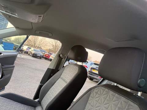 Volkswagen Tiguan 1.5 TSI Life SUV 5dr Petrol DSG Euro 6 (s/s) (150 ps) - U80121