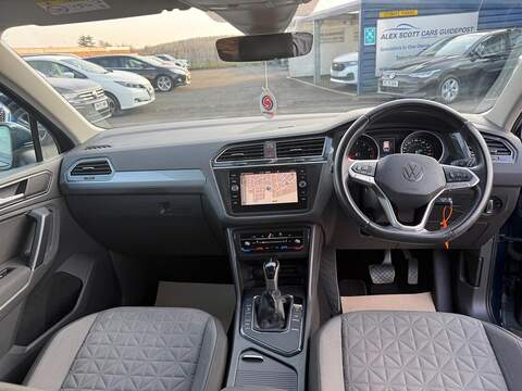 Volkswagen Tiguan 1.5 TSI Life SUV 5dr Petrol DSG Euro 6 (s/s) (150 ps) - U80121