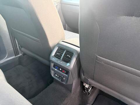 Volkswagen Tiguan 1.5 TSI Life SUV 5dr Petrol DSG Euro 6 (s/s) (150 ps) - U80121