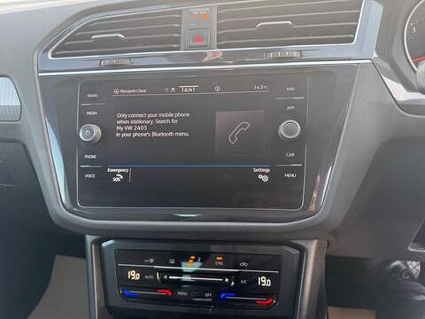 Volkswagen Tiguan 1.5 TSI Life SUV 5dr Petrol DSG Euro 6 (s/s) (150 ps) - U80121