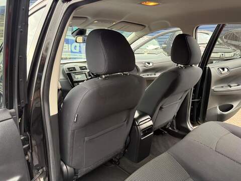 Nissan Pulsar 1.5 dCi n-tec Hatchback 5dr Diesel Manual Euro 5 (s/s) (110 ps) - U80125