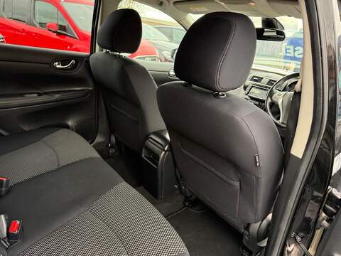 Nissan Pulsar 1.5 dCi n-tec Hatchback 5dr Diesel Manual Euro 5 (s/s) (110 ps) - U80125