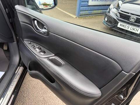 Nissan Pulsar 1.5 dCi n-tec Hatchback 5dr Diesel Manual Euro 5 (s/s) (110 ps) - U80125