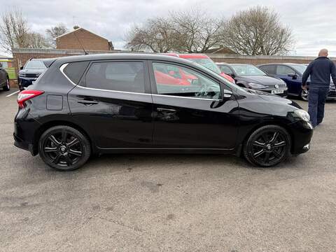 Nissan Pulsar 1.5 dCi n-tec Hatchback 5dr Diesel Manual Euro 5 (s/s) (110 ps) - U80125