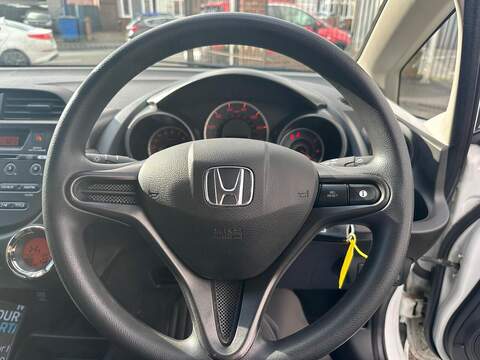 Honda Jazz 1.2 i-VTEC SE Euro 5 (s/s) 5dr - U80131