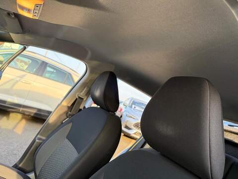 Nissan Micra 1.0 IG-T Acenta Hatchback 5dr Petrol XTRON Euro 6 (s/s) (100 ps) - U80134