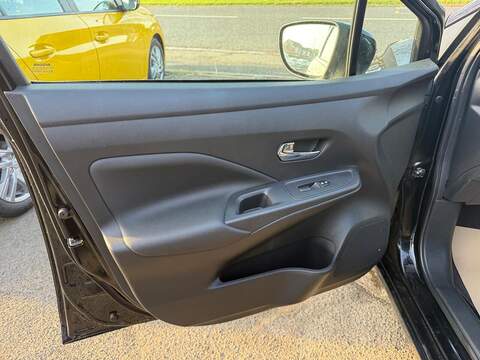 Nissan Micra 1.0 IG-T Acenta Hatchback 5dr Petrol XTRON Euro 6 (s/s) (100 ps) - U80134