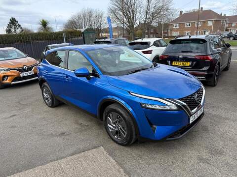 Nissan Qashqai Qashqai Acenta Premium SUV 1 Automatic Petrol Hybrid - U80141