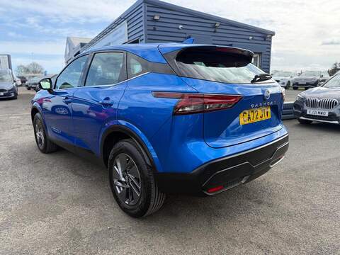 Nissan Qashqai Qashqai Acenta Premium SUV 1 Automatic Petrol Hybrid - U80141