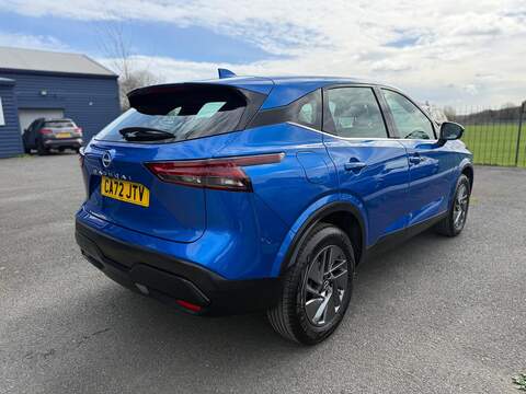 Nissan Qashqai Qashqai Acenta Premium SUV 1 Automatic Petrol Hybrid - U80141