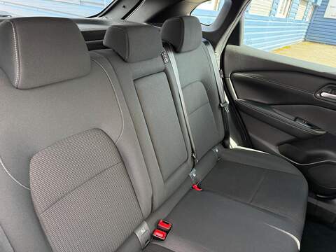 Nissan Qashqai Qashqai Acenta Premium SUV 1 Automatic Petrol Hybrid - U80141