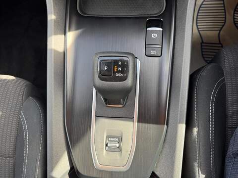 Nissan Qashqai Qashqai Acenta Premium SUV 1 Automatic Petrol Hybrid - U80141