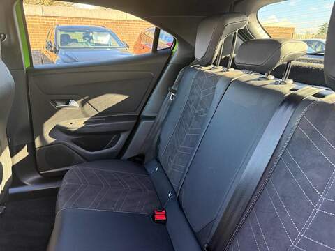 Vauxhall Mokka Electric 50kWh Ultimate Auto 5dr - U80146