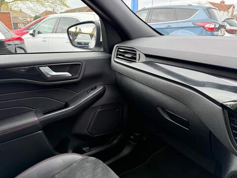 Ford Kuga 2.5h Duratec ST-Line X Edition CVT Euro 6 (s/s) 5dr - U80149