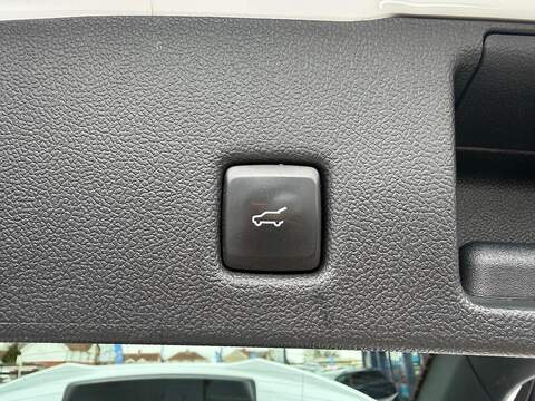Ford Kuga 2.5h Duratec ST-Line X Edition CVT Euro 6 (s/s) 5dr - U80149