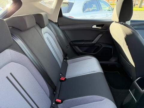 SEAT Leon 1.5 eTSI MHEV SE DSG Euro 6 (s/s) 5dr - U80150