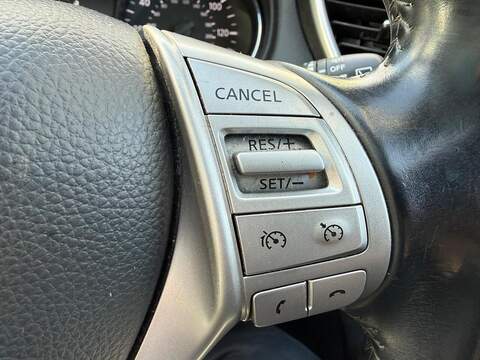 Nissan Qashqai 1.2 DIG-T n-tec+ SUV 5dr Petrol Manual 2WD Euro 5 (s/s) (115 ps) - U80156