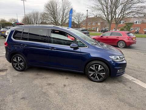 Volkswagen Touran 1.5 TSI EVO SEL MPV 5dr Petrol DSG Euro 6 (s/s) (150 ps) - U80158