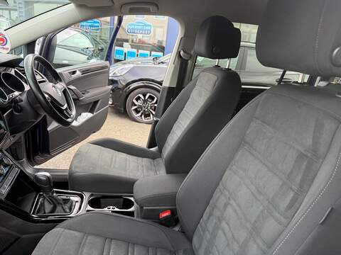 Volkswagen Touran 1.5 TSI EVO SEL MPV 5dr Petrol DSG Euro 6 (s/s) (150 ps) - U80158