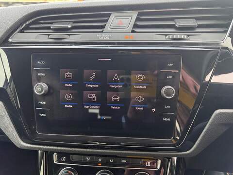 Volkswagen Touran 1.5 TSI EVO SEL MPV 5dr Petrol DSG Euro 6 (s/s) (150 ps) - U80158